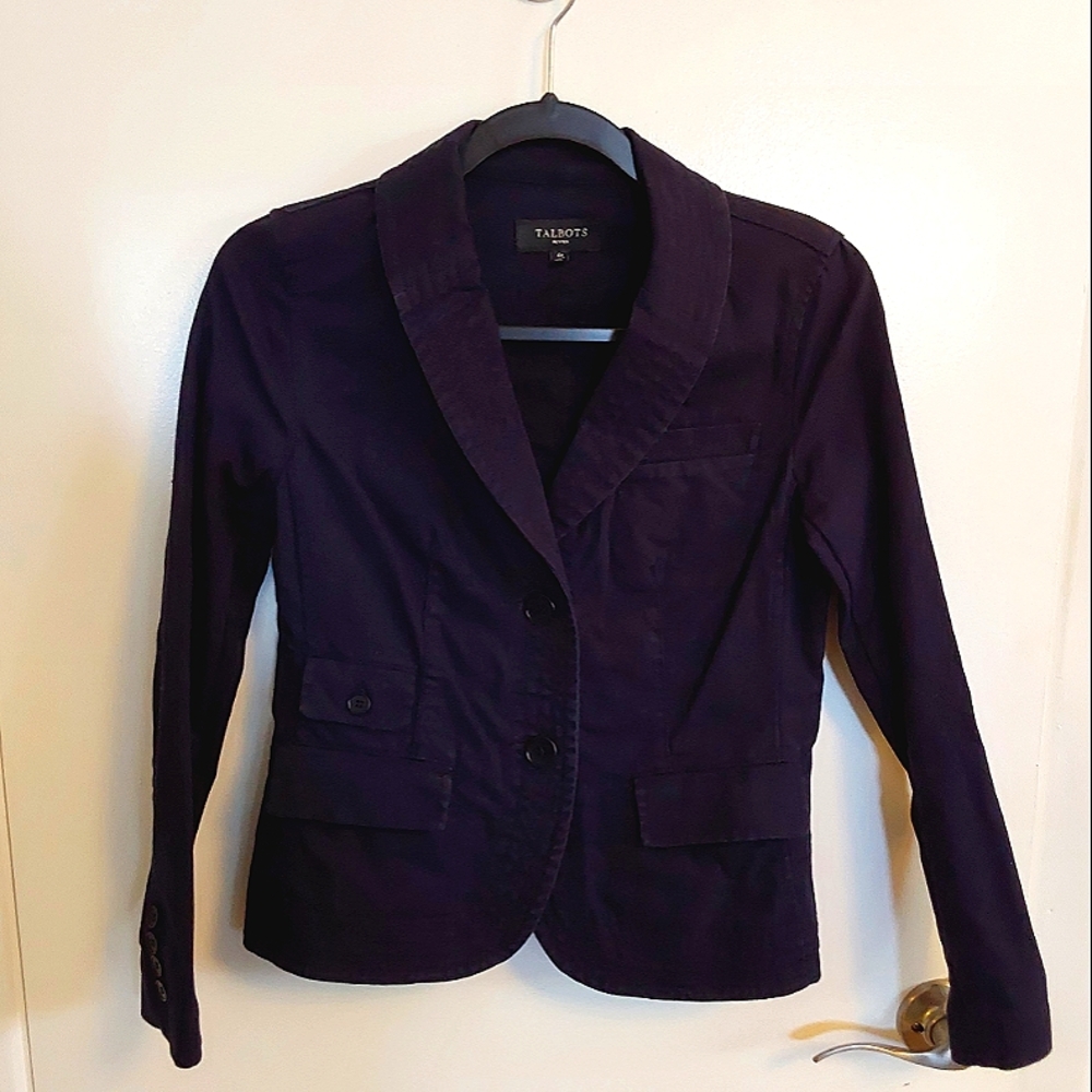 Talbots navy blue blazer, size 4 Petite